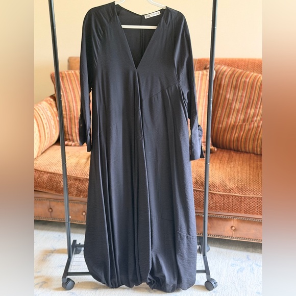 Zara Dresses & Skirts - Zara Elegant Black Garment